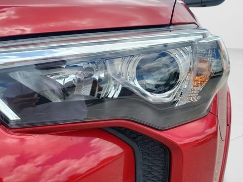 Certified 2021 Toyota 4Runner SR5 Premium w/ Moonroof Package AWD/4WD image 25