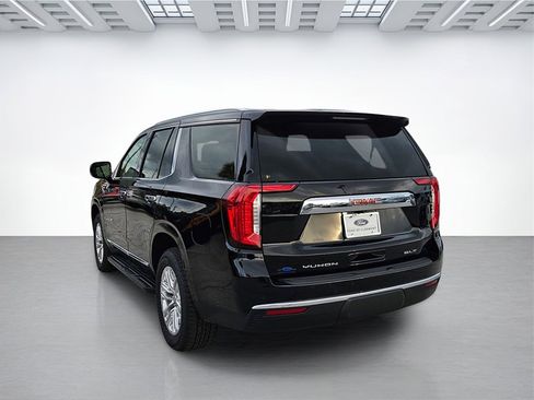 Used 2024 GMC Yukon SLT image 7