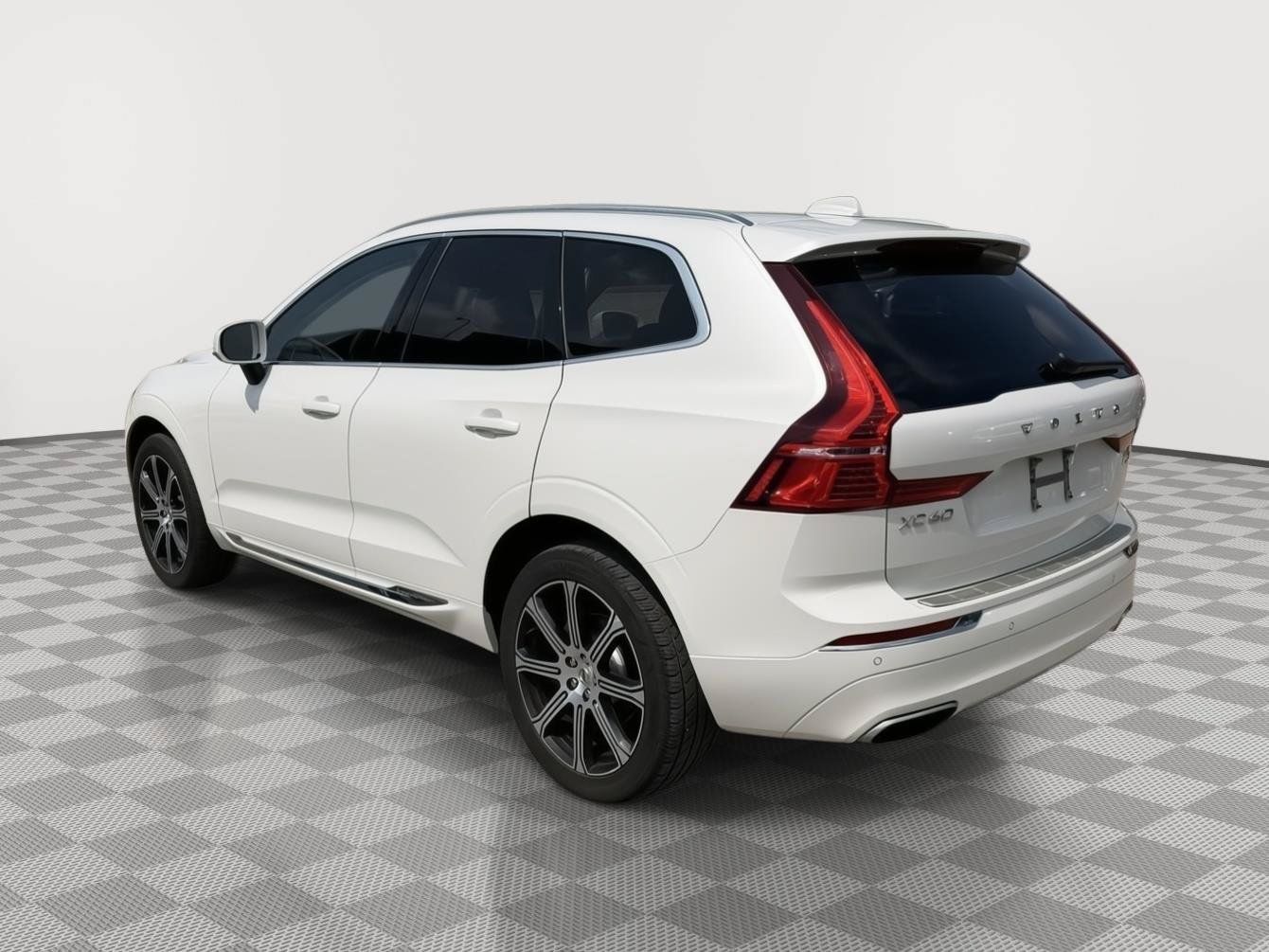 Used 2020 Volvo XC60 T5 Inscription w/ Protection Package Premier AWD/4WD image 5