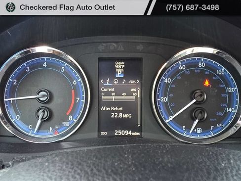 Used 2019 Toyota Corolla XSE FWD image 13