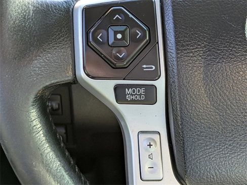 Used 2015 Toyota Tundra Limited image 23