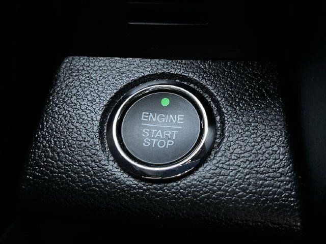 Used 2019 Ford Expedition Limited w/ Equipment Group 301A RWD image 17