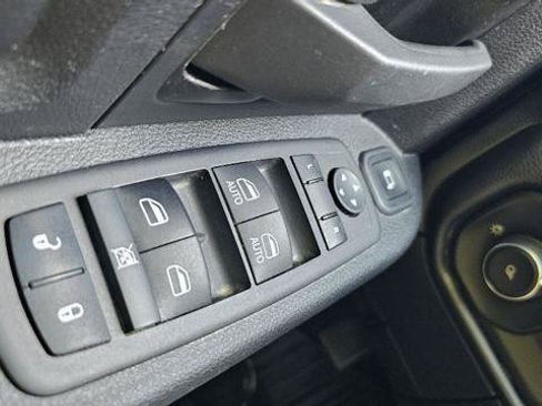 Used 2023 RAM 2500 Tradesman AWD/4WD image 27