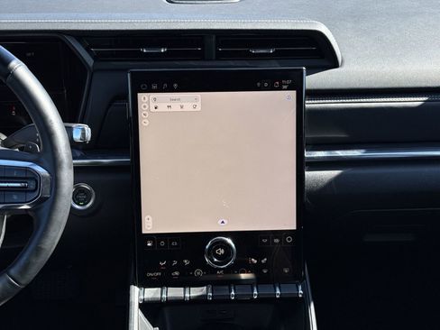 Used 2025 GMC Terrain Elevation image 28