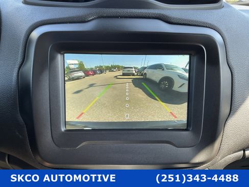 Used 2020 Jeep Renegade Sport image 17