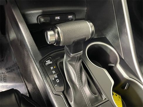 Used 2022 Kia K5 GT-Line w/ GT-Line FWD Premium Package image 11