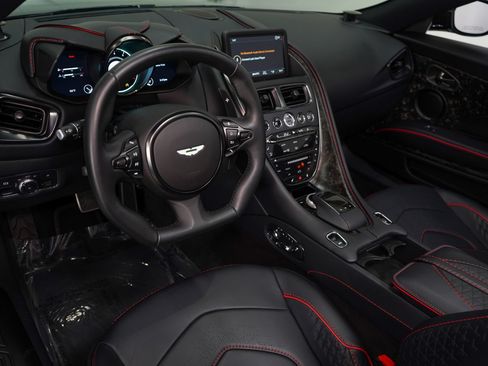 Used 2022 Aston Martin DBS Superleggera Volante RWD image 11