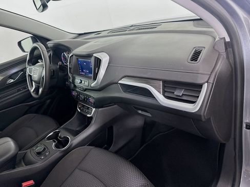 Used 2024 GMC Terrain SLE w/ Driver Convenience Package FWD image 28