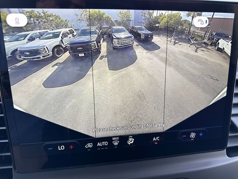 New 2026 Ford Transit 250 148 Medium Roof w/ Load Area Protection Package image 24