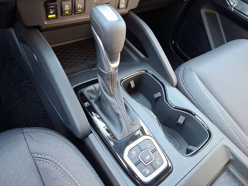 New 2026 Nissan Frontier SV w/ All-Weather Content Package image 10