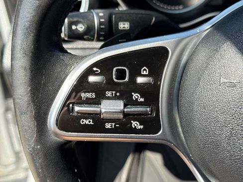 Used 2020 Mercedes-Benz C 300 Sedan image 23