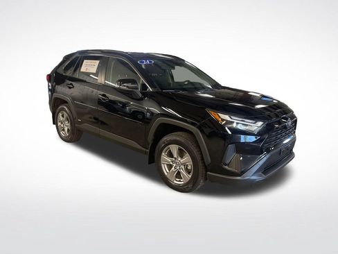Certified 2024 Toyota RAV4 LE AWD/4WD image 7