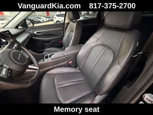 Used 2025 Hyundai Sonata Limited image 13