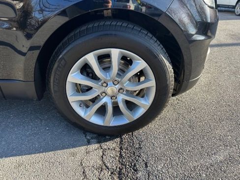 Used 2015 Land Rover Range Rover Sport HSE image 14