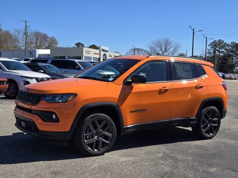 New 2026 Jeep Compass Latitude image 1