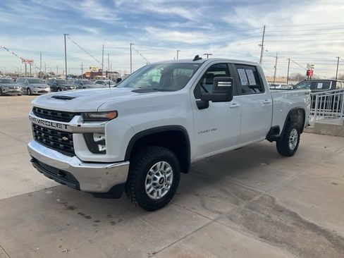 Used 2022 Chevrolet Silverado 2500 LT image 39