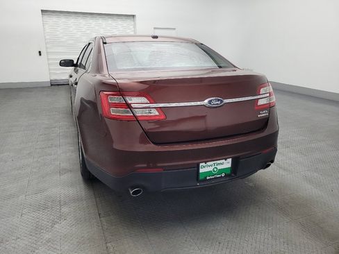 Used 2015 Ford Taurus SEL image 6