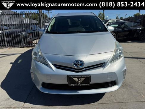 Used 2012 Toyota Prius V Three image 2