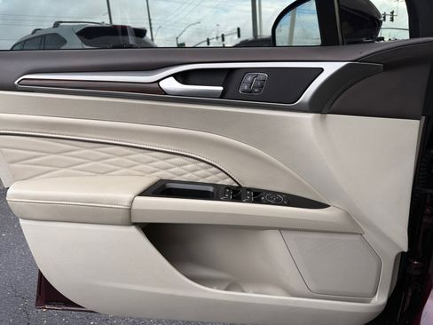 Used 2017 Ford Fusion Platinum image 13