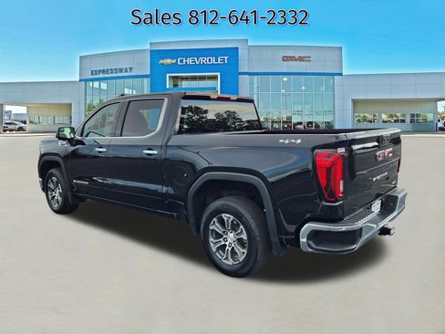 Used 2026 GMC Sierra 1500 SLT AWD/4WD image 5