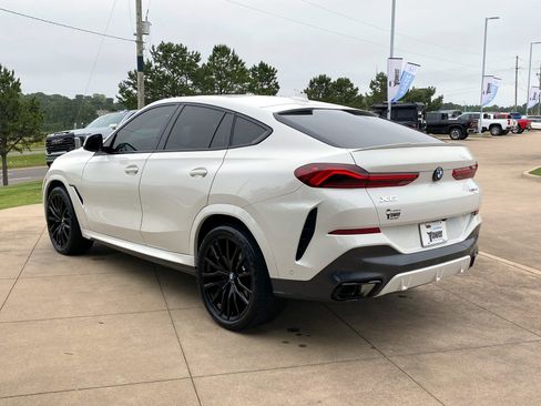 Used 2023 BMW X6 xDrive40i w/ M Sport Package AWD/4WD image 4