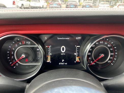 Used 2022 Jeep Gladiator Rubicon w/ LED Lighting Group AWD/4WD image 10