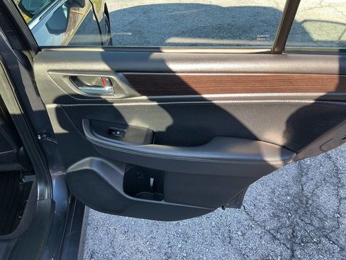 Used 2015 Subaru Legacy 2.5i Limited image 21