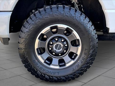 Used 2024 Ford F350 Lariat w/ Tremor Off-Road Package image 9
