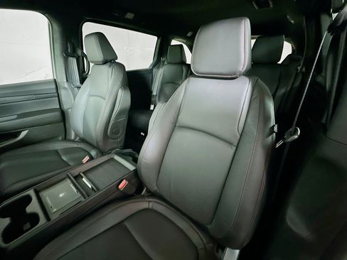 New 2026 Honda Odyssey Sport-L image 18