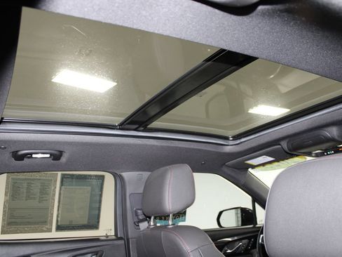 Used 2023 Chevrolet Blazer RS w/ Enhanced Convenience Package FWD image 33