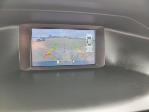 Used 2016 Ford Focus SE w/ Equipment Group 201A FWD image 22