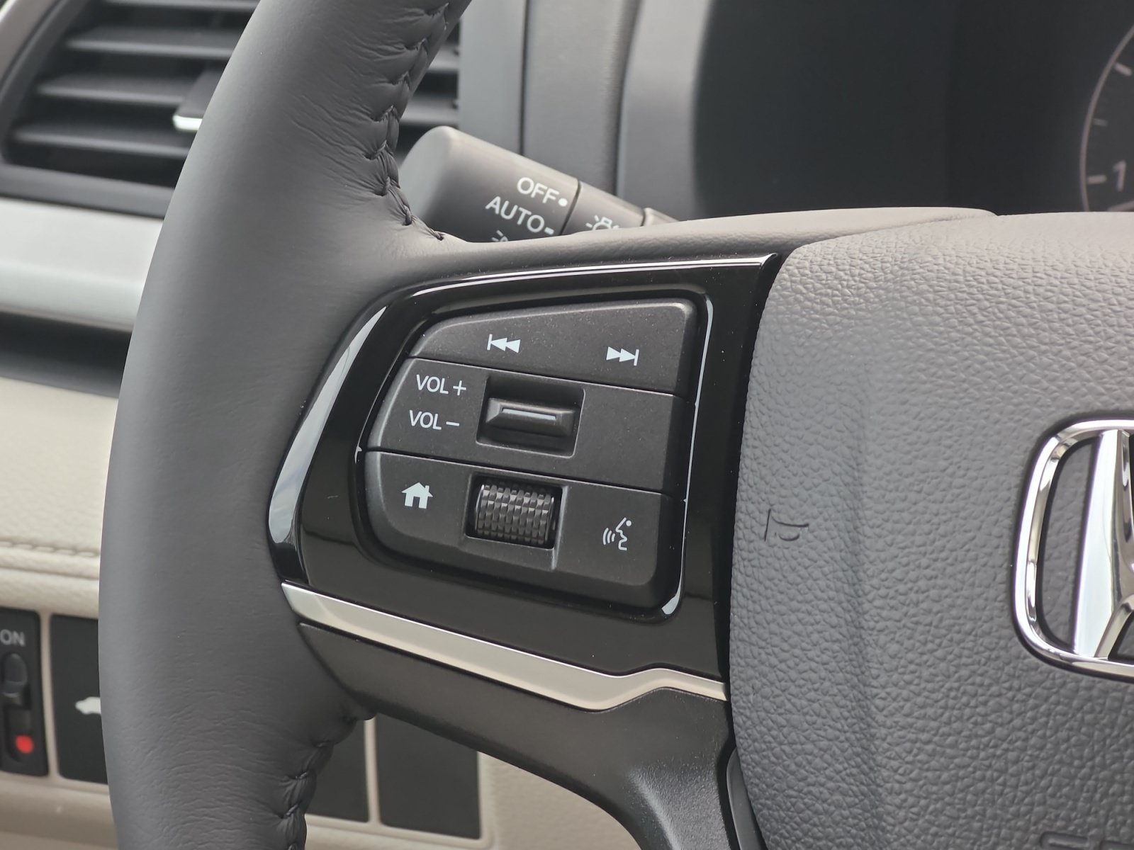 New 2026 Honda Odyssey EX-L image 22