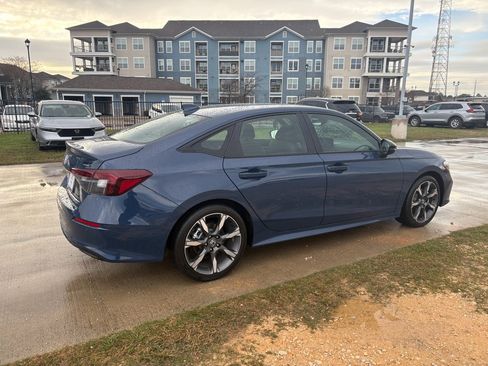 Certified 2026 Honda Civic Sport Touring image 8