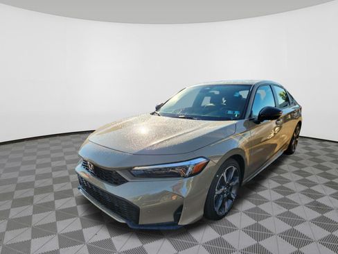 Used 2025 Honda Civic Sport Touring image 2