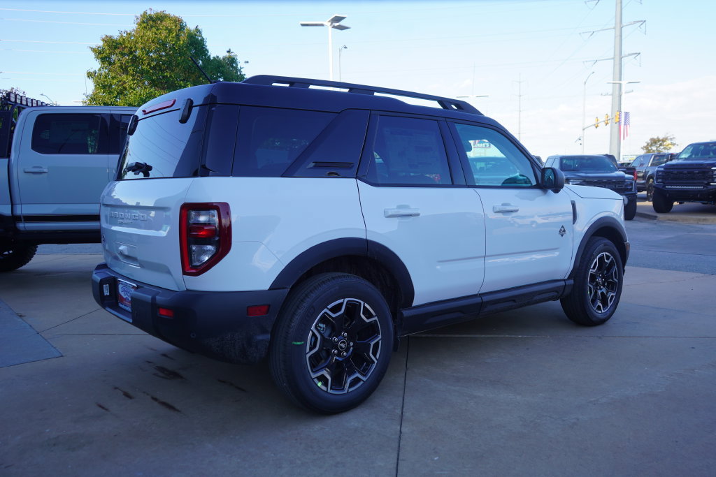 New 2026 Ford Bronco Sport Outer Banks w/ Outer Banks Tech Package+ AWD/4WD image 11