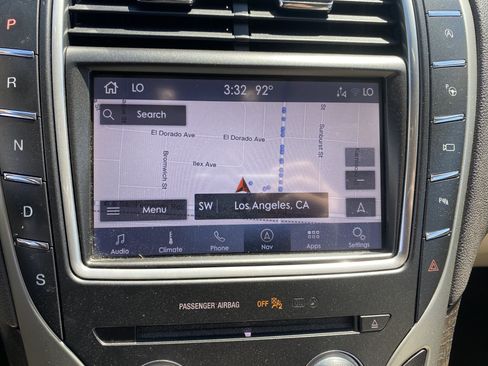 Used 2019 Lincoln Nautilus Reserve FWD image 29