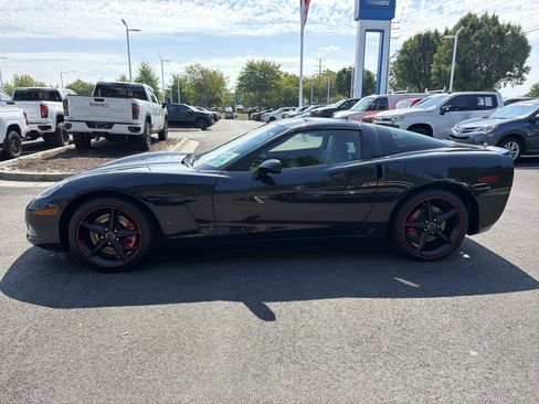 Used 2012 Chevrolet Corvette Coupe w/ 4LT Preferred Equipment Group RWD image 7