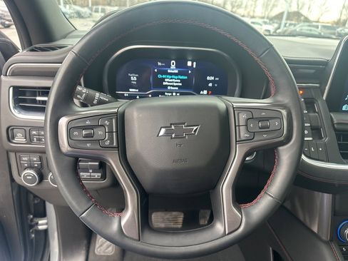 Used 2023 Chevrolet Suburban RST w/ Sport Performance Package image 16