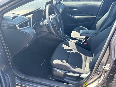 Certified 2024 Toyota Corolla SE FWD image 9