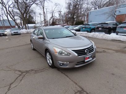 Used 2013 Nissan Altima 2.5 SV w/ 2.5SV Convenience Pkg