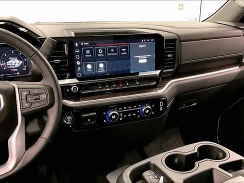 Used 2026 GMC Sierra 1500 SLE w/ X31 Off-Road Package AWD/4WD image 7