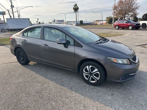 Used 2013 Honda Civic LX image 3