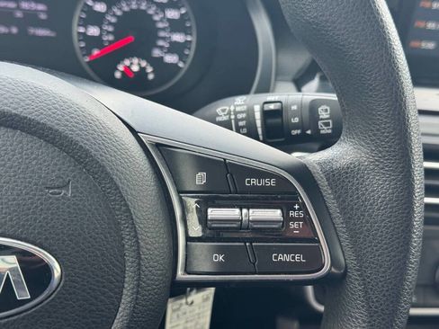 Used 2021 Kia Seltos LX image 15