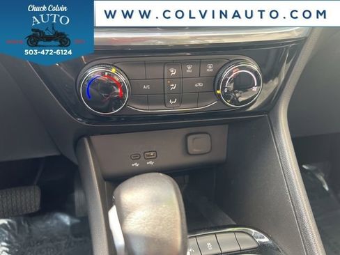 Used 2024 Buick Encore GX Sport Touring AWD/4WD image 22