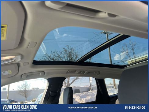 Used 2026 Volvo XC60 B5 Plus w/ Protection Package Premier image 18