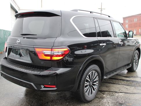 Certified 2024 Nissan Armada SL w/ Midnight Edition Package image 9