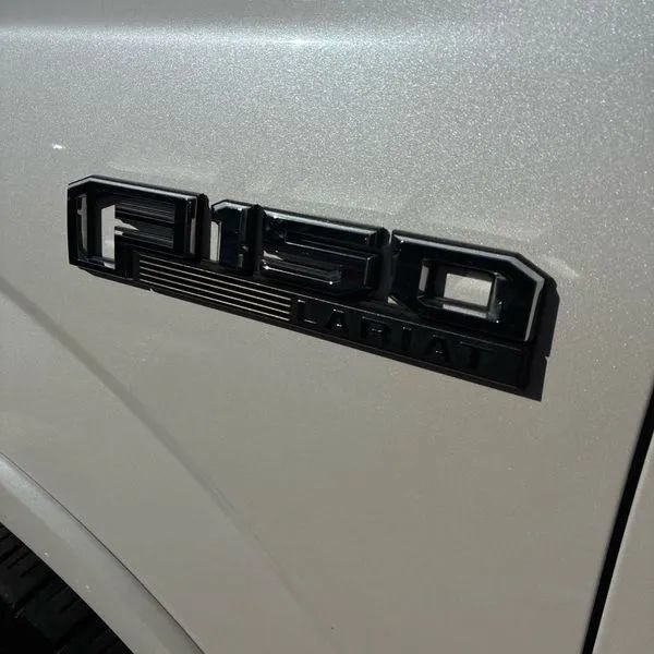 Used 2017 Ford F150 Lariat w/ Equipment Group 502A Luxury AWD/4WD image 22