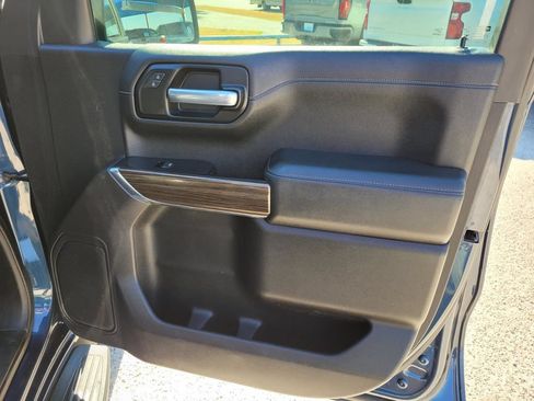 Used 2020 Chevrolet Silverado 1500 LT w/ Texas Edition AWD/4WD image 9