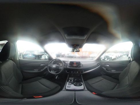 Used 2025 Nissan Rogue SV image 42