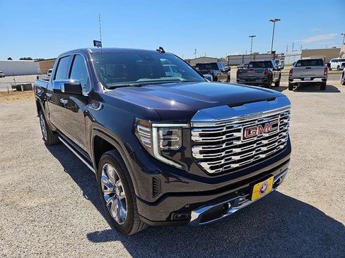 New 2026 GMC Sierra 1500 Denali w/ Denali Reserve Package image 7